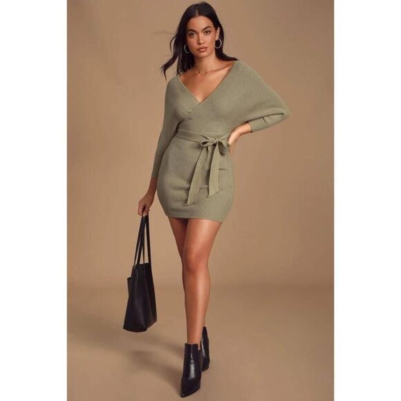 Lulus Dresses & Skirts - Lulus Sweater Dress Women's XS Green Knit Long Sleeve Tie‎ Front Wrap V-Neck
